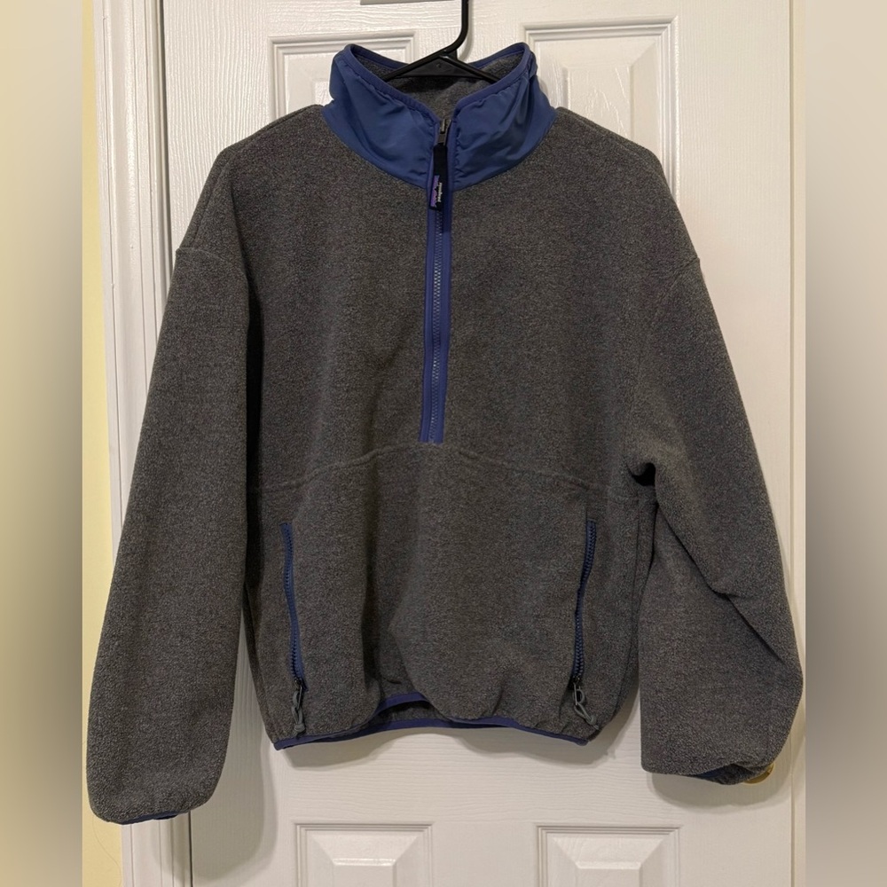 Patagonia Synchilla Gray and Purple Q-Zip Fleece